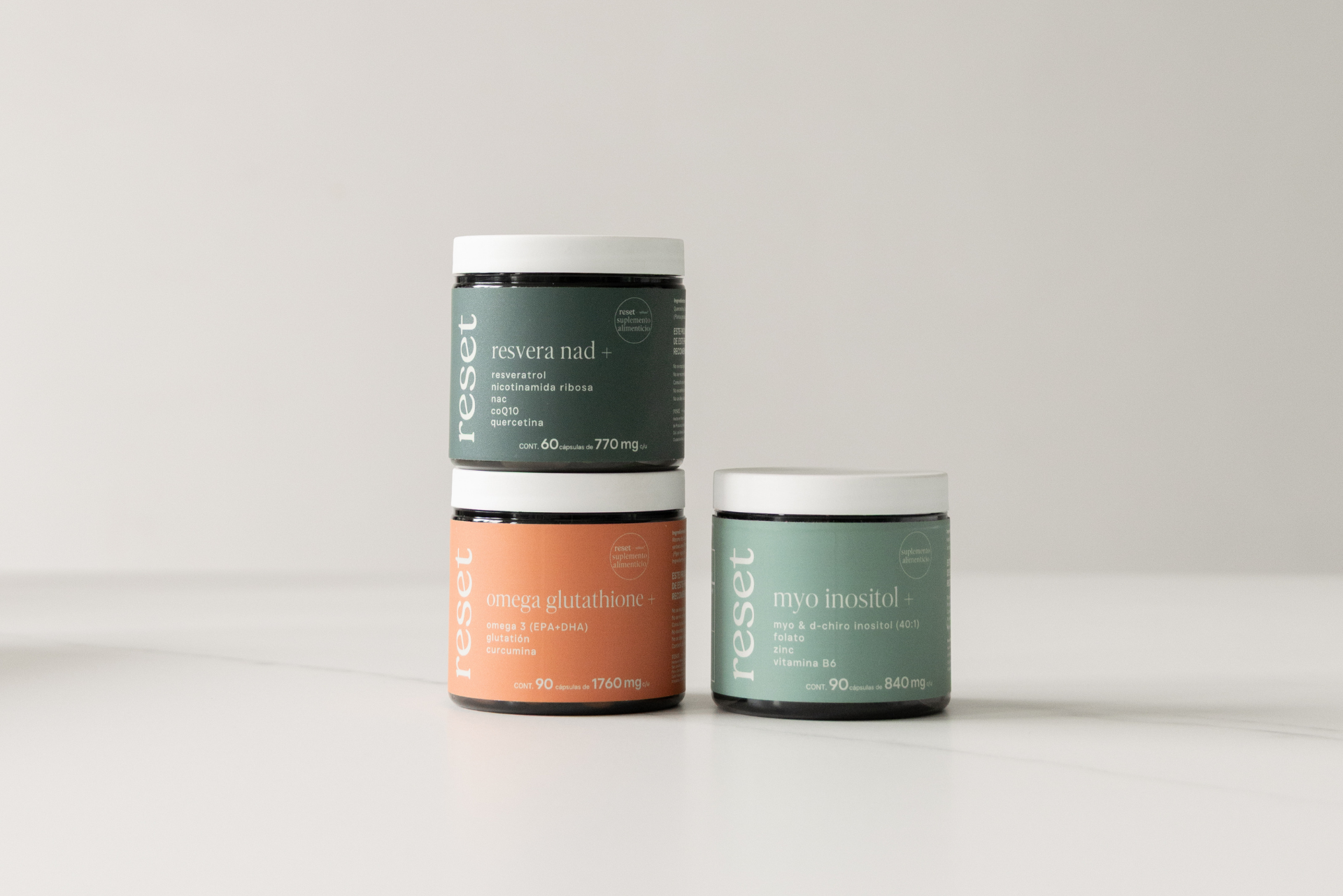 Hair, skin, & nails kit